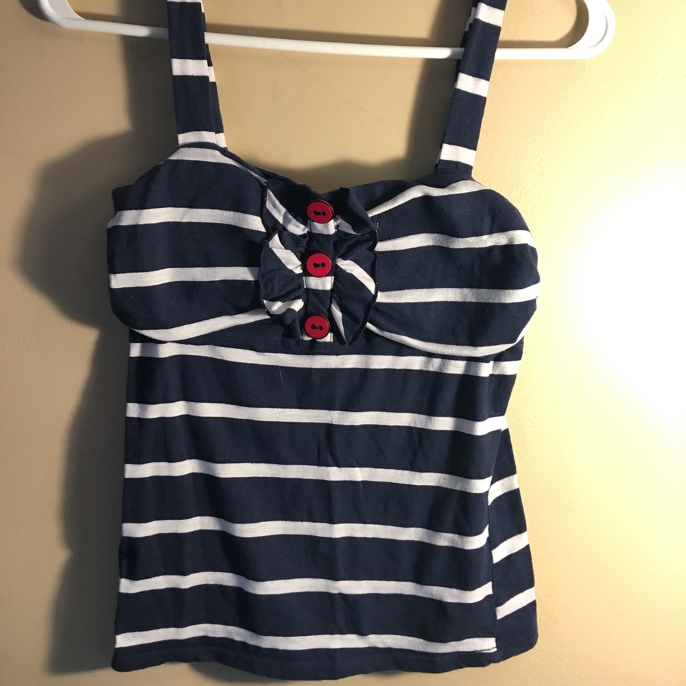 Tank - Picture 4 of 4